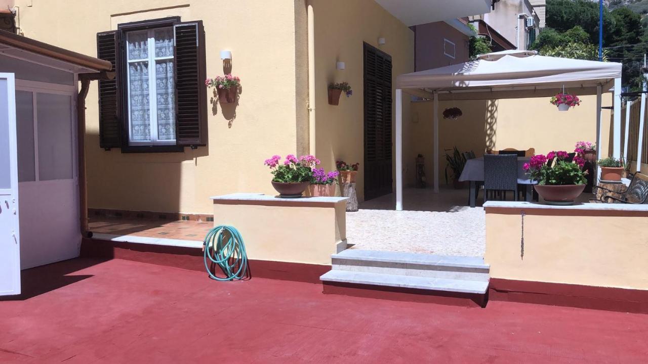 Josh'S House Mondello Villa Bagian luar foto